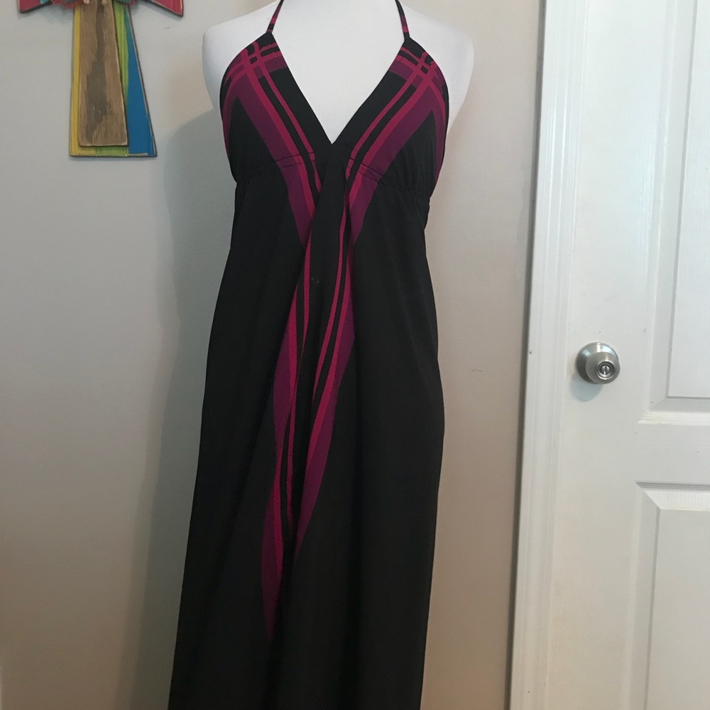 Small high low dress with plunging neckline